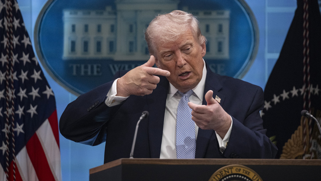 Trump afirma que está en “tensas negociaciones” con Irán poco antes de que expire su ultimátum