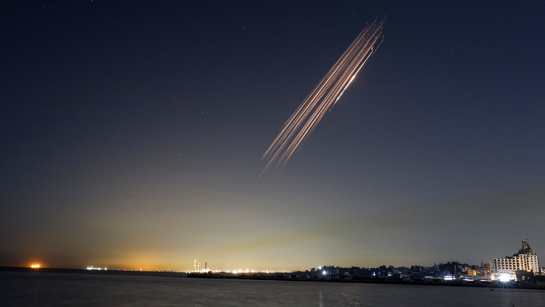 Irán amenaza a EE.UU. y sus aliados con privar el acceso al petróleo y gas de la región “durante años”