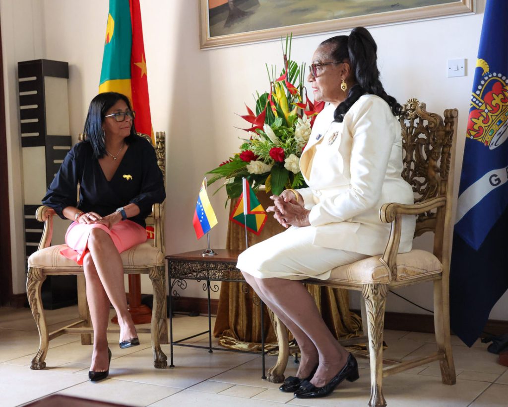 Delcy Rodríguez, presidenta encargada de Venezuela, y Cécile La Grenade, gobernadora de Grenada, el 9 de abril de 2026