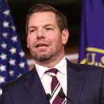 Congresista Eric Swalwell, candidato demócrata a la Gobernación de California.