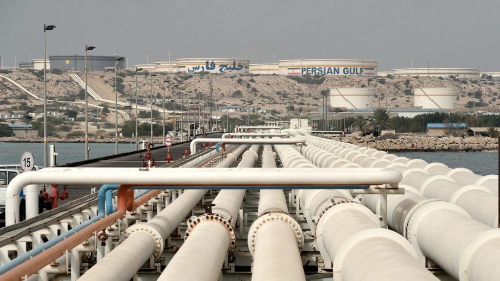 Vista general de la terminal petrolera de la isla de Kharg, Irán, 12 de marzo de 2017.