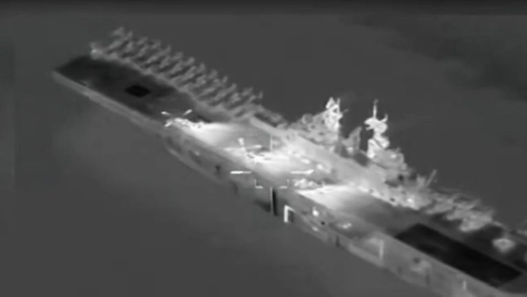 VIDEO: Irán muestra sus ataques contra un portaviones y un destructor de EE.UU.